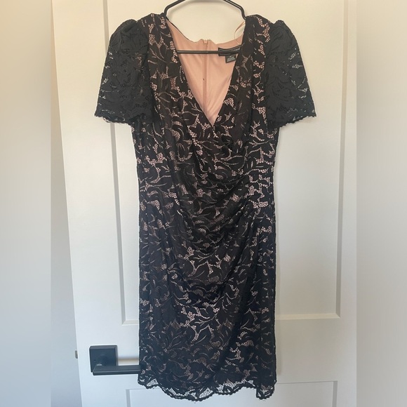 Jessica Howard Petite Lace Dress | Size 8P | Elegant Black & Blush - Picture 1 of 8